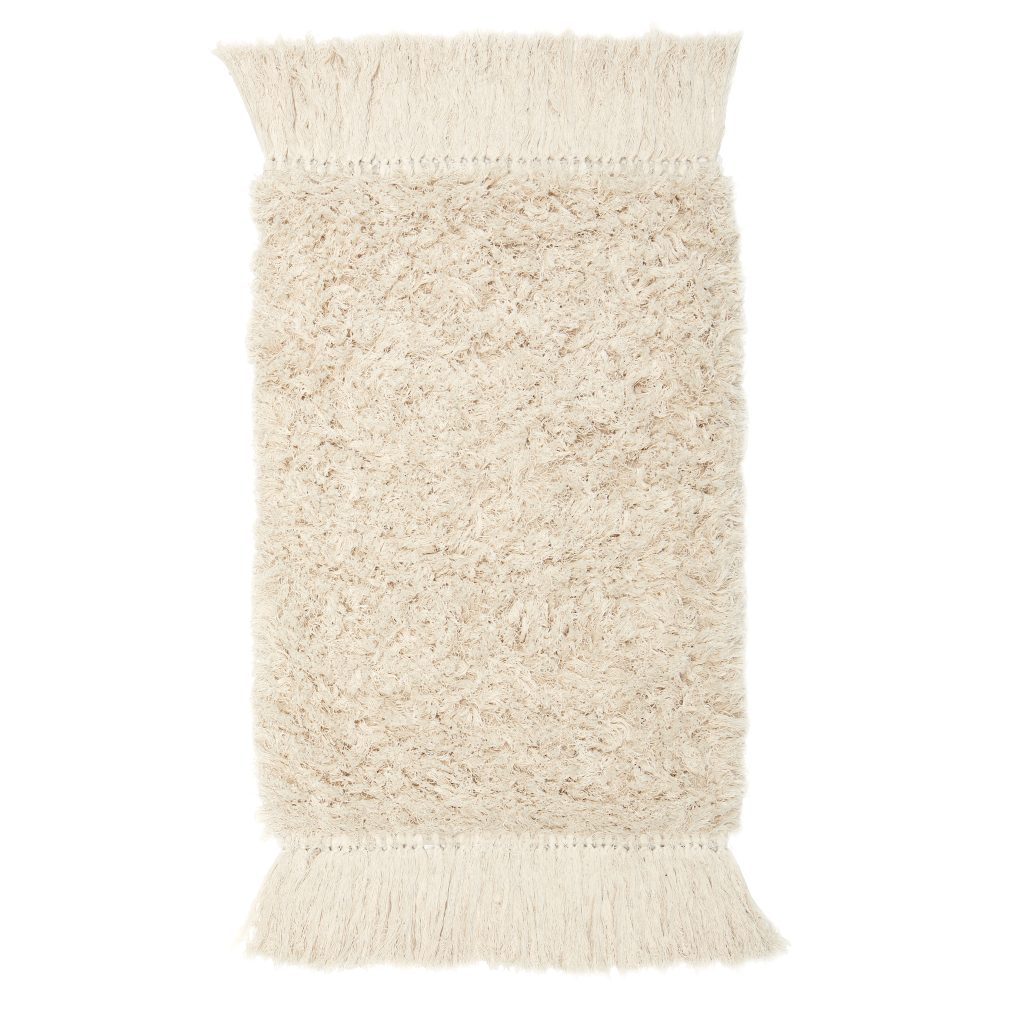Bavlnený koberec SIIMES je ideálnym doplnkom do každého interiéru, je mäkkučký a príjemný na dotyk.