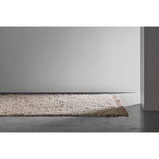 Bavlnený koberec SIIMES je ideálnym doplnkom do každého interiéru, je mäkkučký a príjemný na dotyk