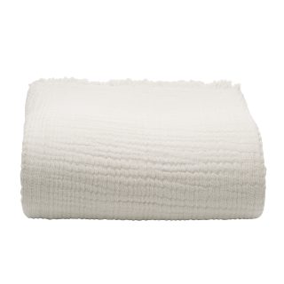 Bavlnený prehoz Arkki v bielej kriedovej farbe sa bude ideálne hodiť do vašej spálne alebo obývačky