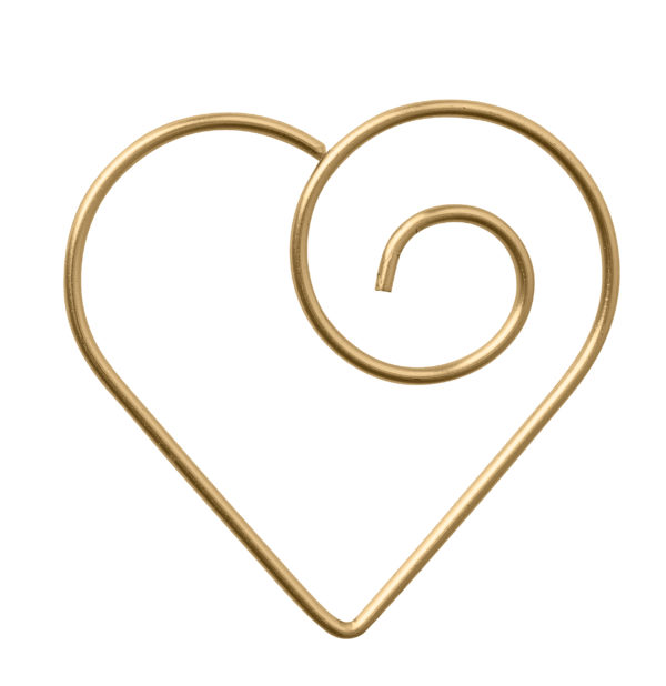 Dekoratívna sponka na papier v tvare srdca vyrobená z drôtu v zlatej farbe o rozmere 3 x 3 cm.