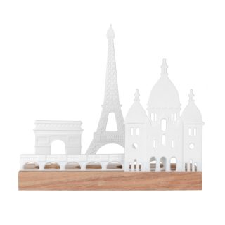 Nádherný svietnik v podobe panorámy Paríža na podložke z akaciového dreva. Vyrobené z bielého porcelánu. Rozmer 25 x 9,5 x 23 cm.